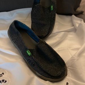 Sanuk shoes women’s size 8